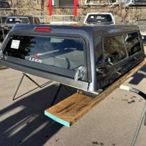 Leer 100S Topper – Toyota Tacoma - Image 1