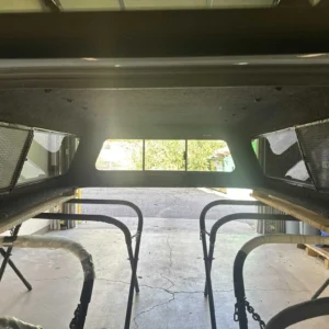 Leer 100XR Topper – Ford F350 - Image 2
